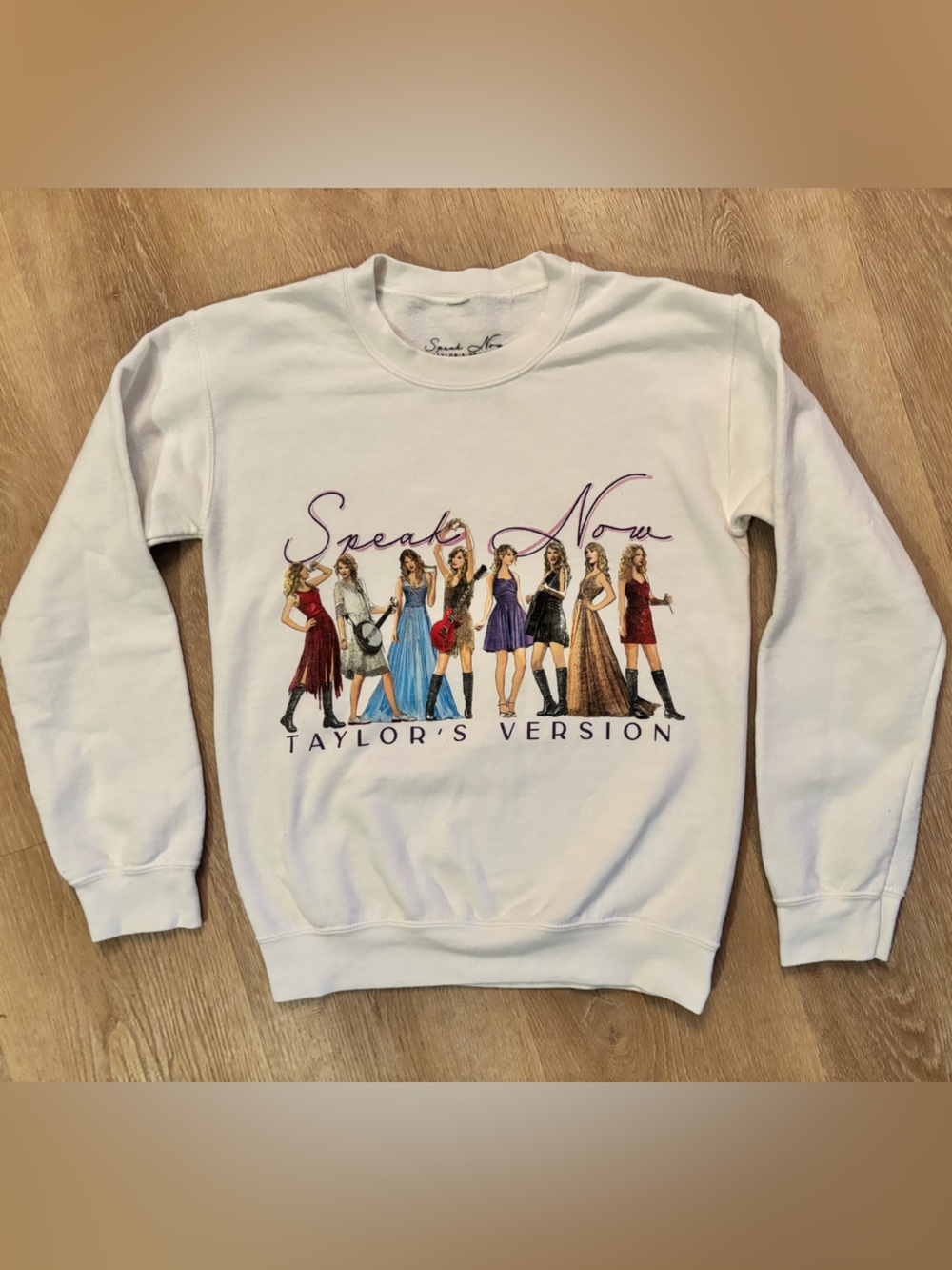 Taylor Swift White "Speak Now Taylor's Version" Graphic Sweatshirt